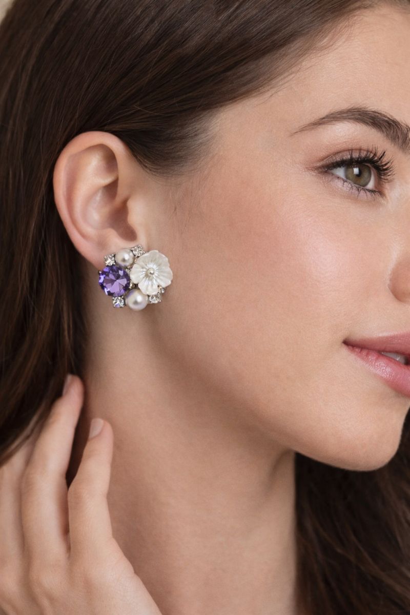 💜 Elegant Floral Pearl & Crystal Cluster Stud Earrings