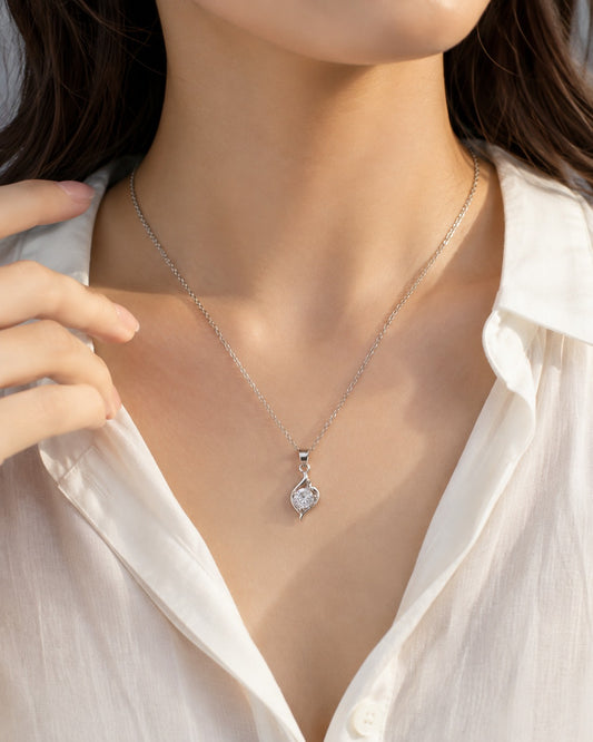 Elegant Heart Crystal Pendant Necklace