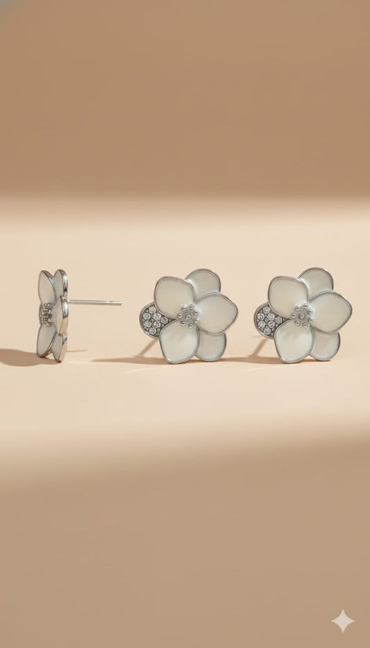 ✨ Elegant White Floral With Crystal Stud Earrings