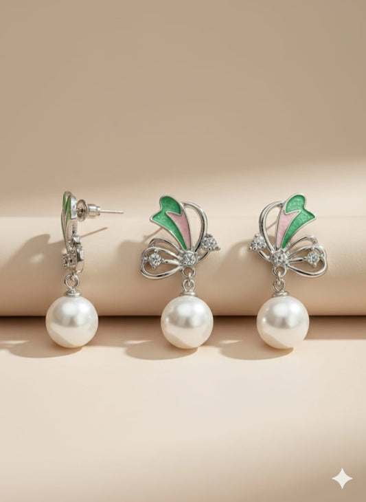✨ Butterfly Shape Pearl Drop Earrings ✨