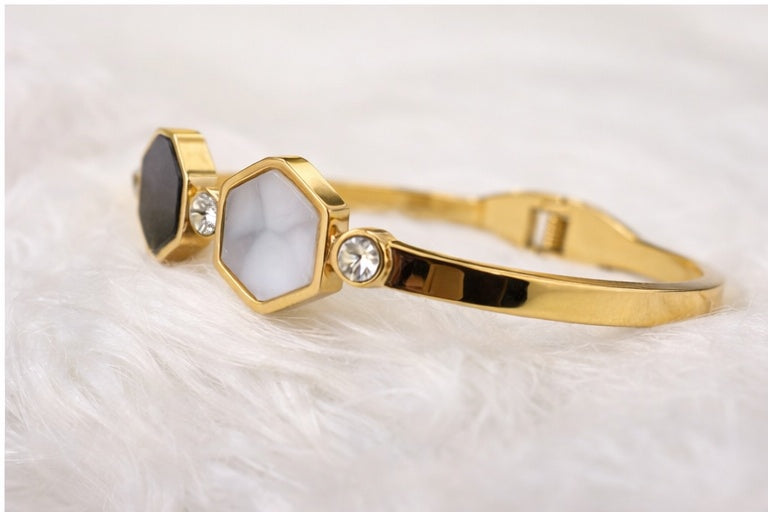 ✨ Modern geometry design - Anti-Tarnish Gold Plated Bracelet / Kada