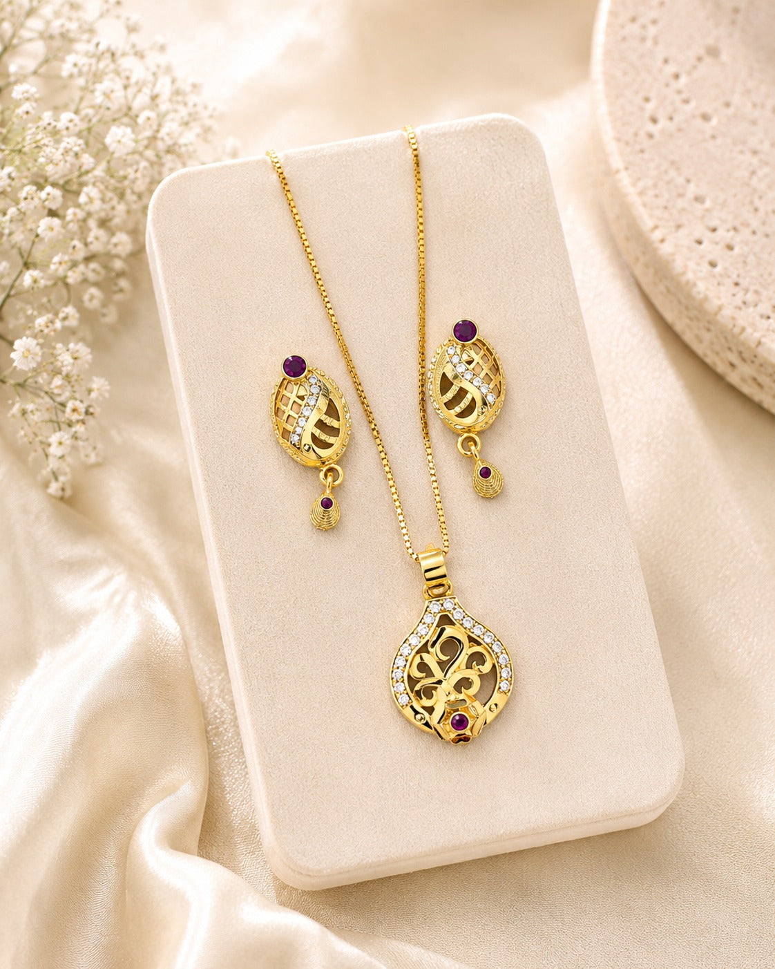 Elegant Gold Ruby Teardrop Necklace Set