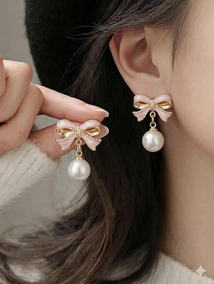 Bow earring