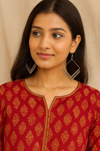 Elegant Metallic Danglers