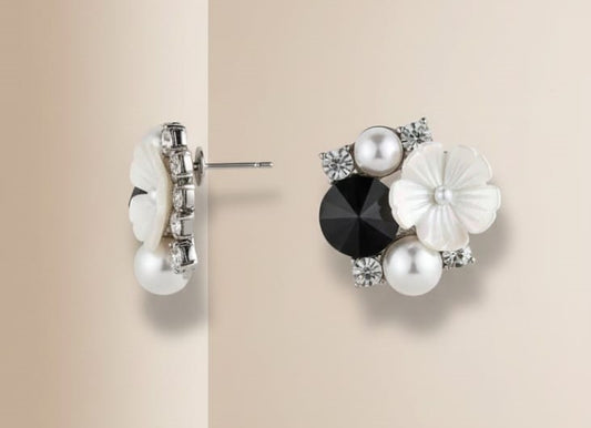 🖤 Ivory Bloom Black Crystal Stud Earrings 🖤
