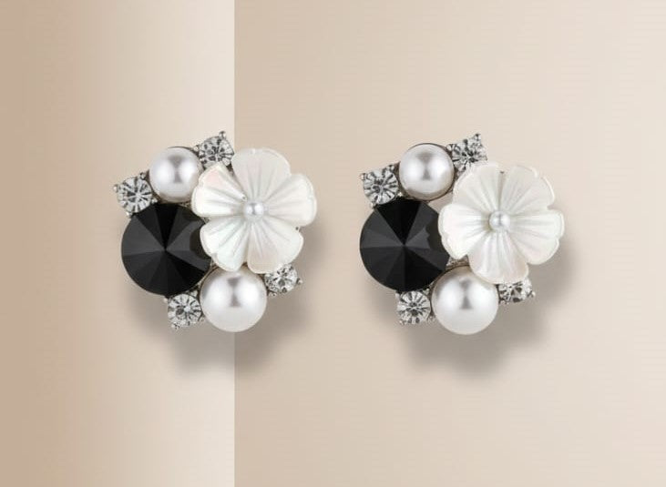 🖤 Ivory Bloom Black Crystal Stud Earrings 🖤