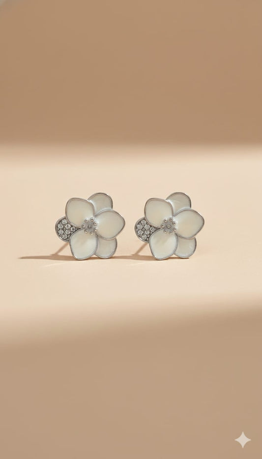✨ Elegant White Floral With Crystal Stud Earrings