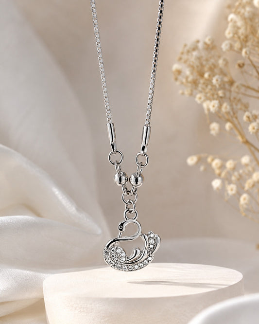 Elegant Silver  Pendant Necklace